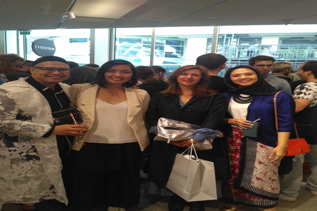 3 Brand Fashion Indonesia Diapresiasi di Paris